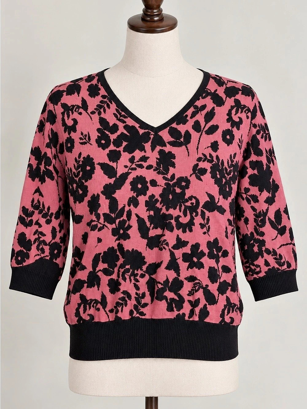 Floral V-Neck Sweater Pink & Black Like New